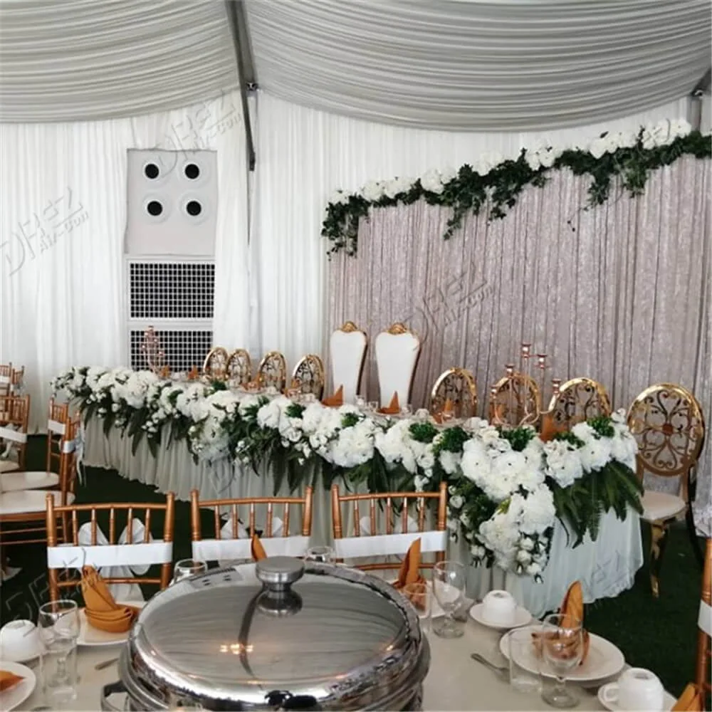 Air conditioning cooling in the wedding tent